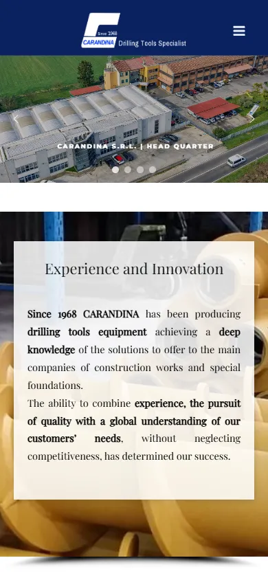 La vecchia homepage di Carandina: slider fotografico e testi in due lingue uno sotto l'altro